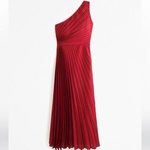The A&F Giselle Pleated One-Shoulder Maxi Dress